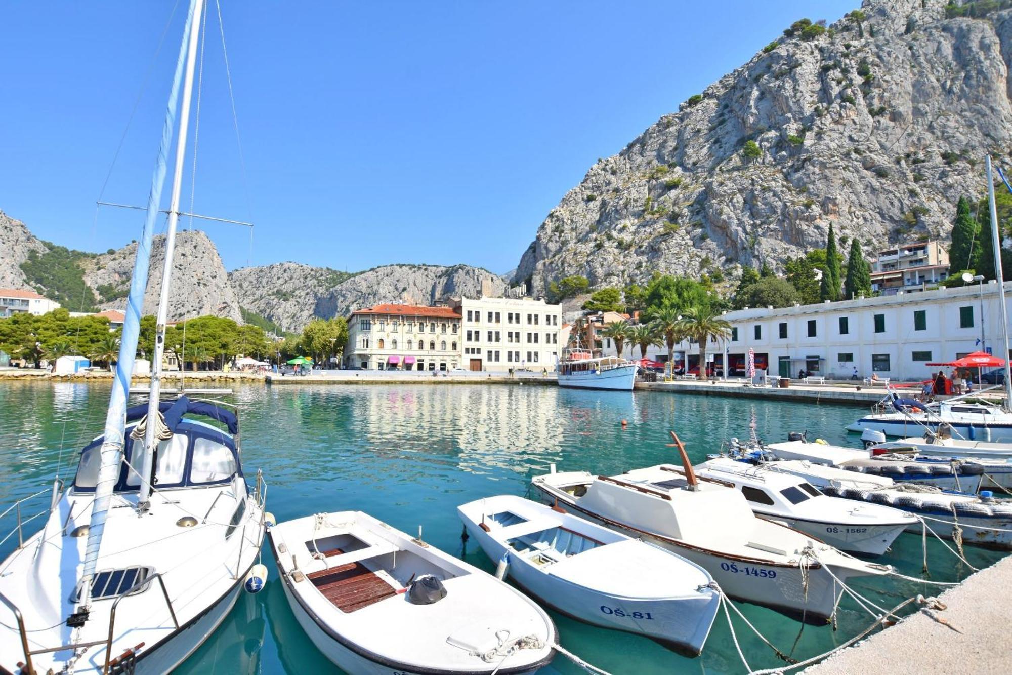 Apartments Ozren Omiš Exterior foto